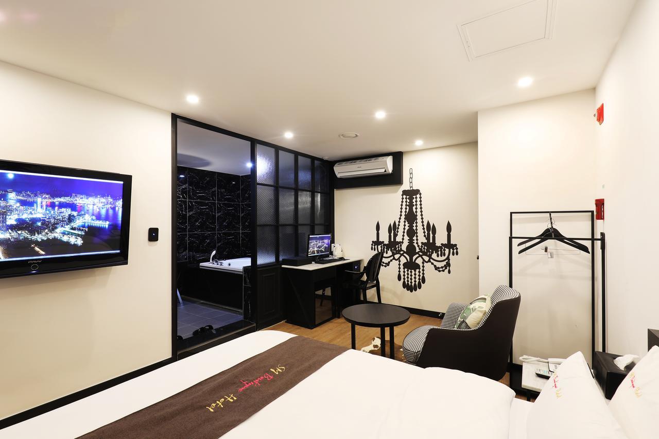 Sm Boutique Hotel Seoul Exterior photo