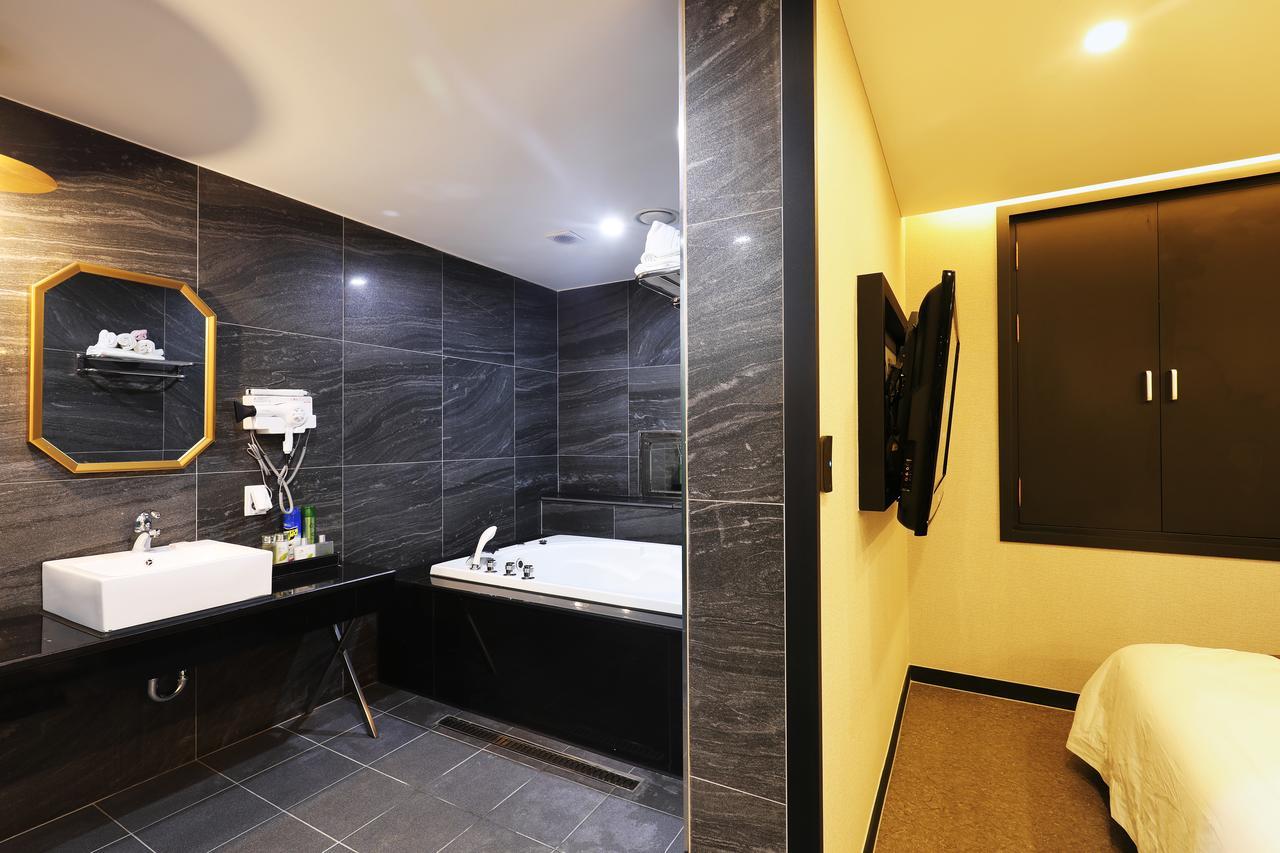 Sm Boutique Hotel Seoul Exterior photo